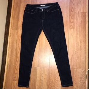 Levi’s 535 Dark Wash Super Skinny Jeans